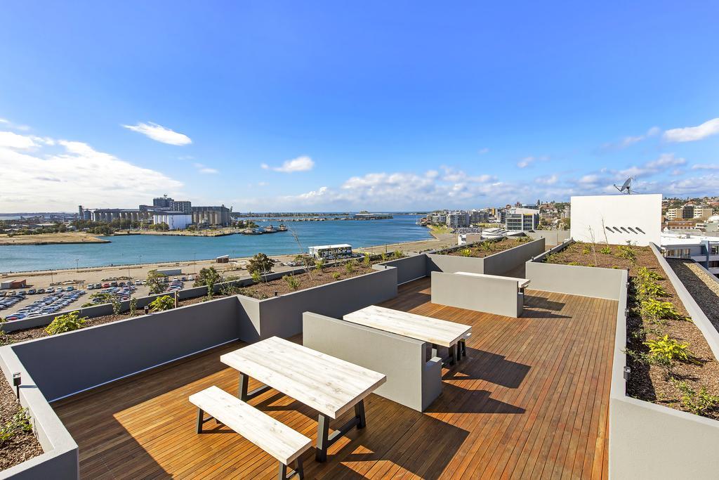 Astra Apartments Ньюкасл Екстер'єр фото